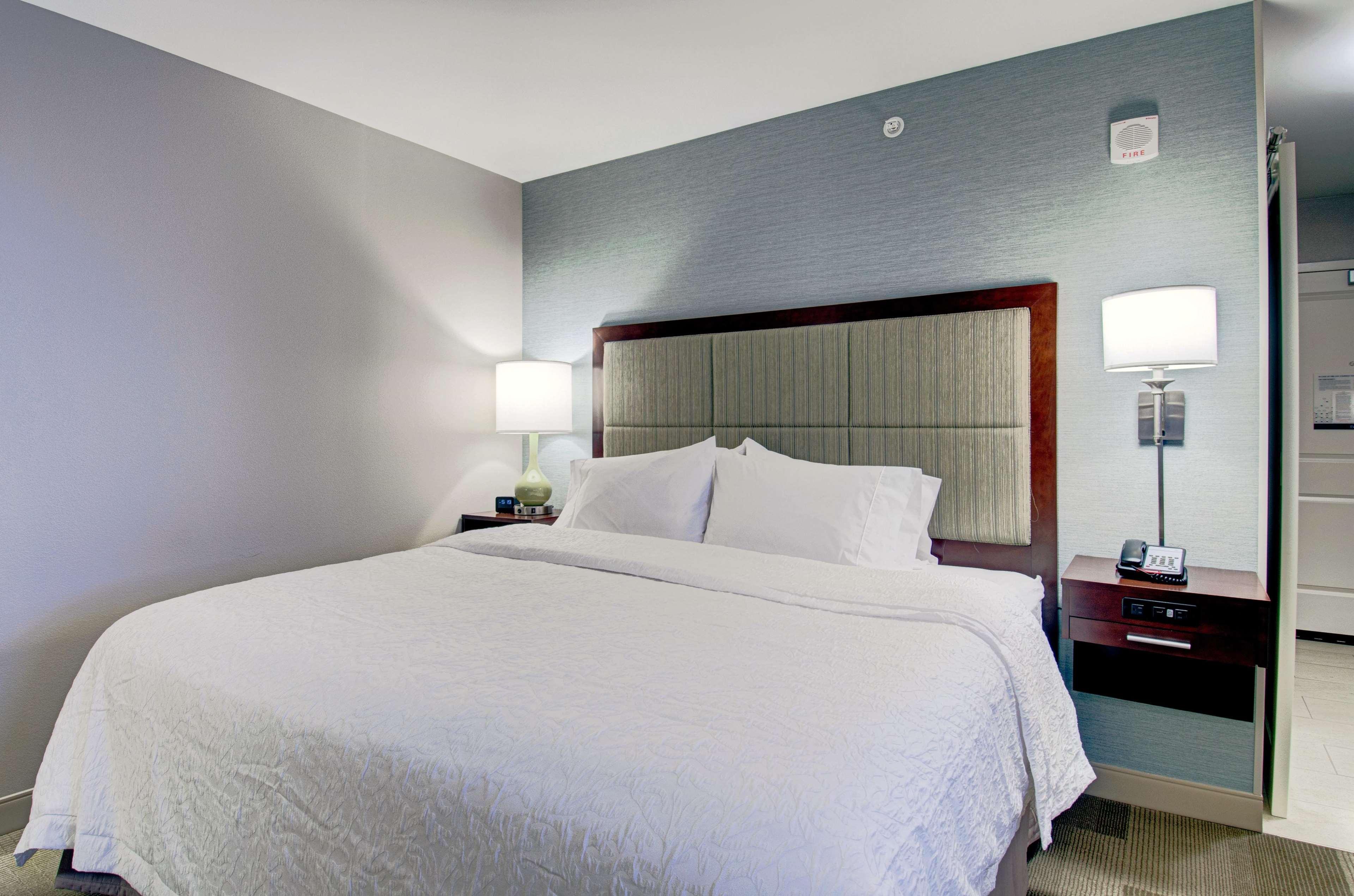 Hampton Inn Boston - ווסטבורו מראה חיצוני תמונה