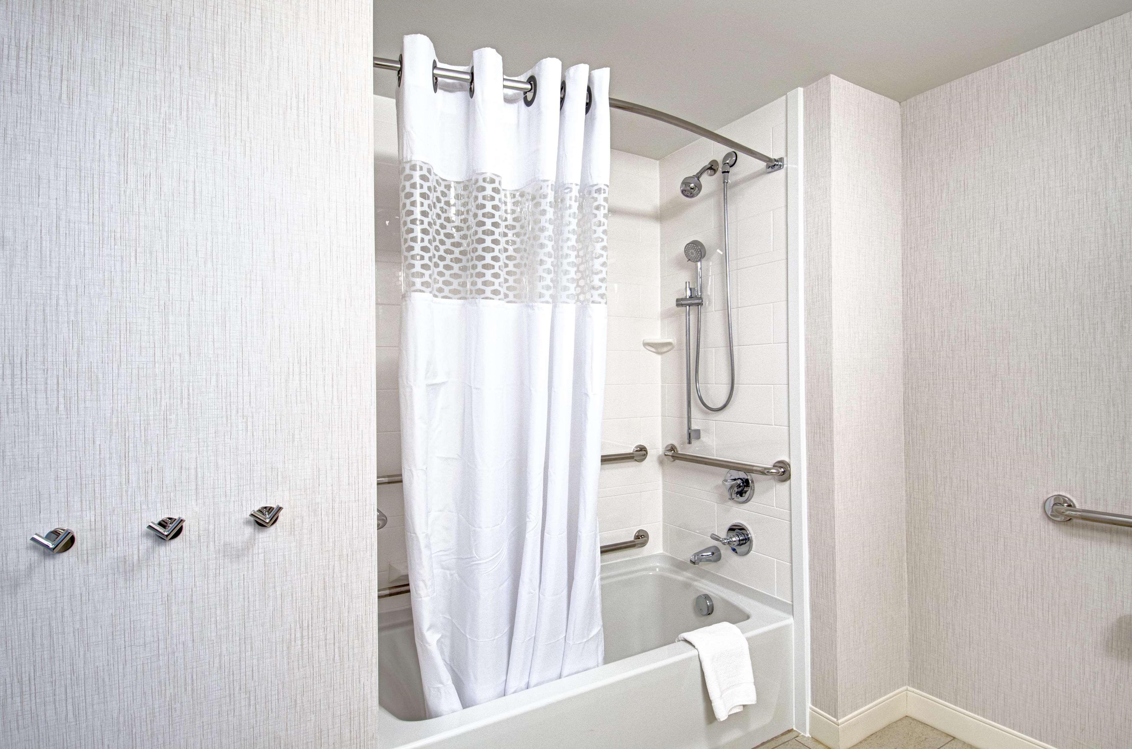 Hampton Inn Boston - ווסטבורו מראה חיצוני תמונה