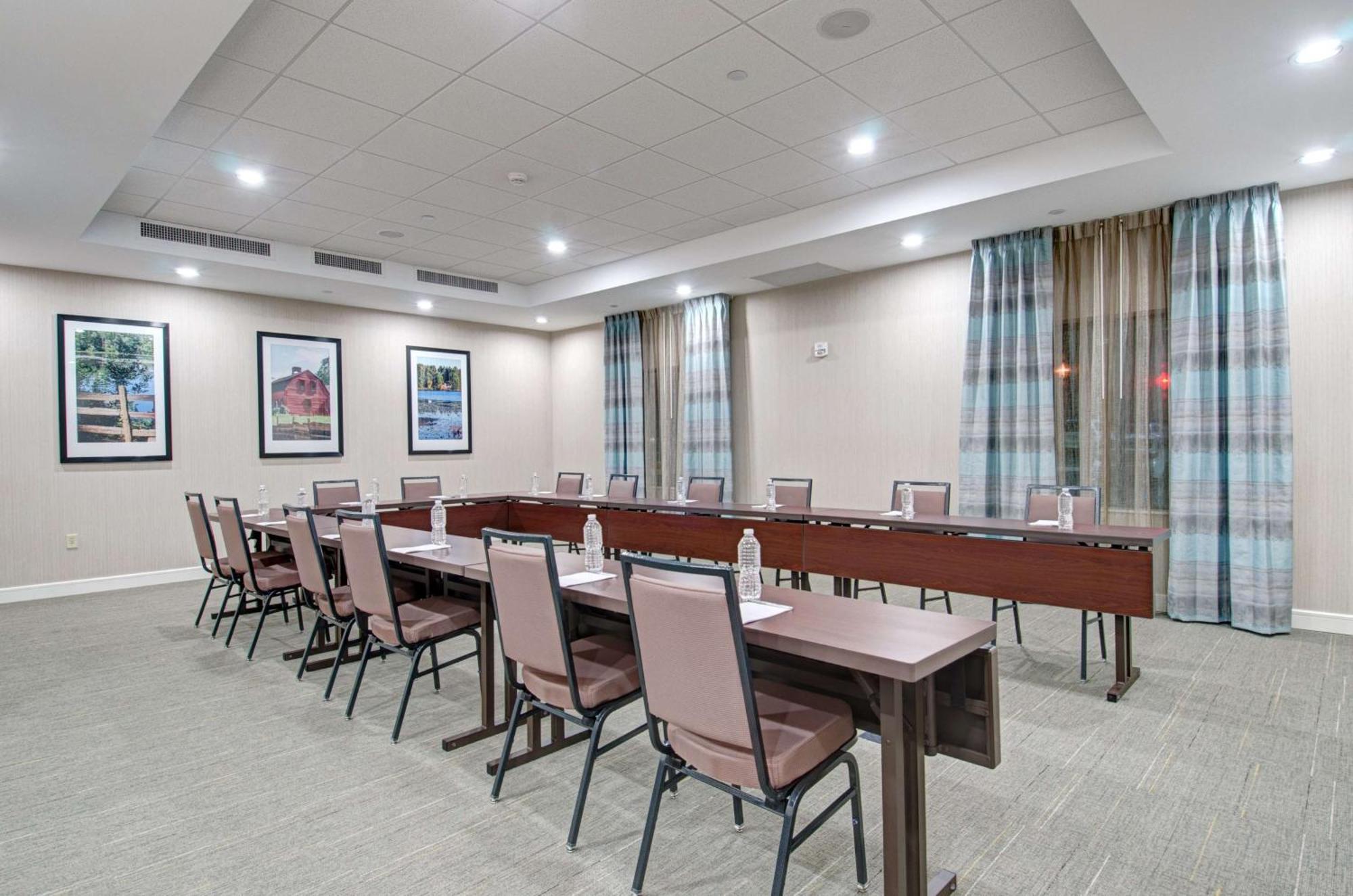 Hampton Inn Boston - ווסטבורו מראה חיצוני תמונה
