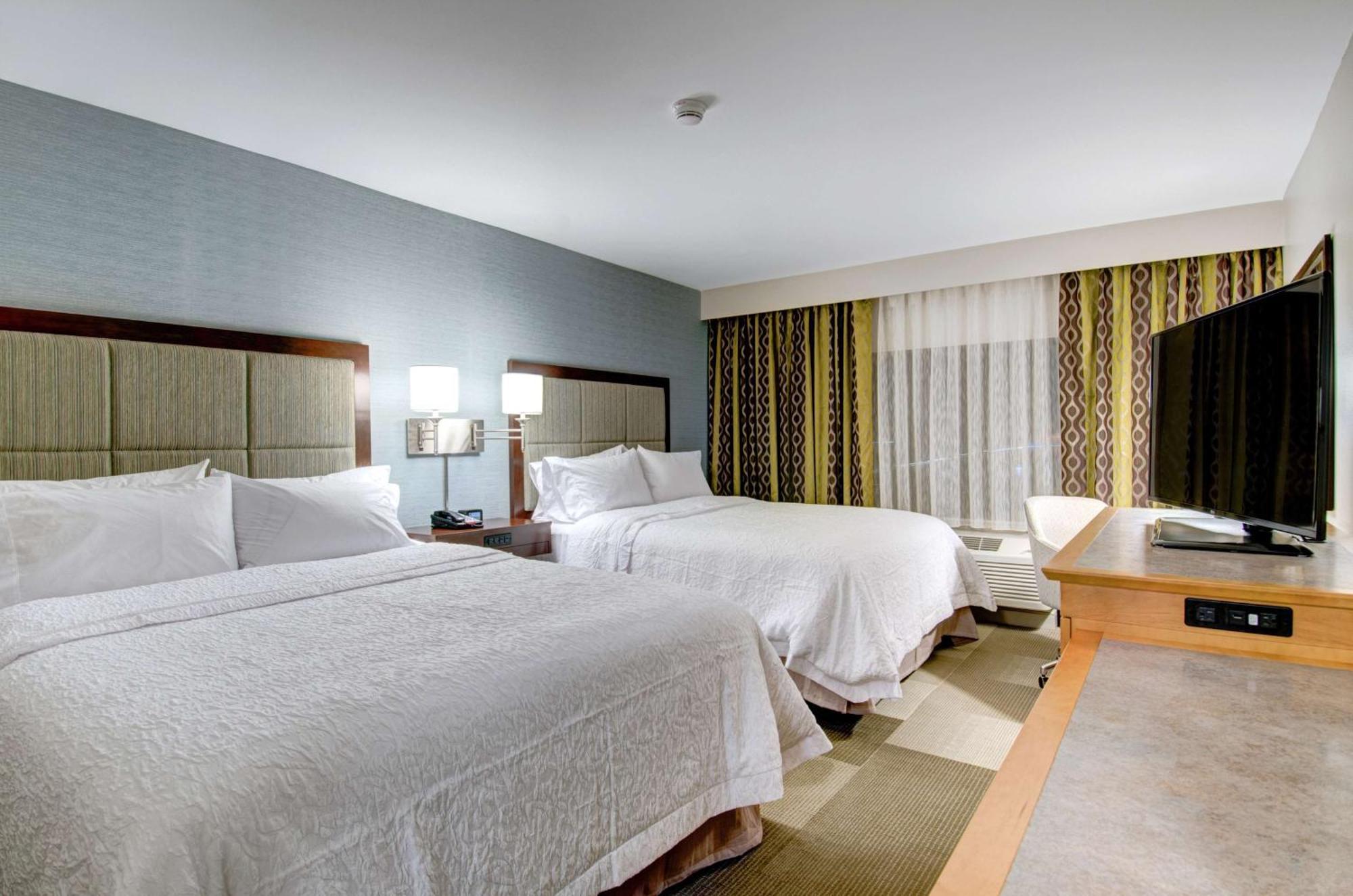 Hampton Inn Boston - ווסטבורו מראה חיצוני תמונה