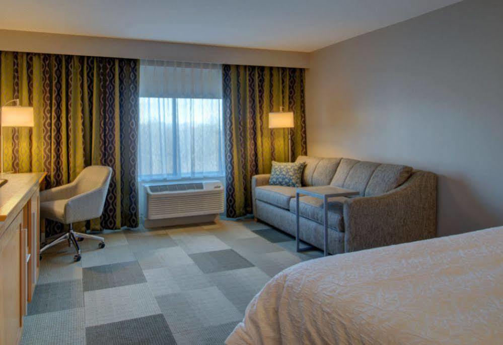 Hampton Inn Boston - ווסטבורו מראה חיצוני תמונה